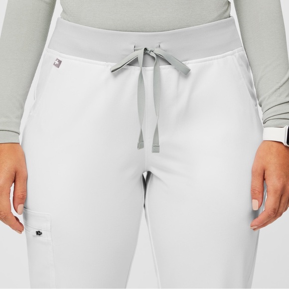 Figs Limited Edition Womens Optic White FIONxtra High Waisted Zamora. - Picture 1 of 3
